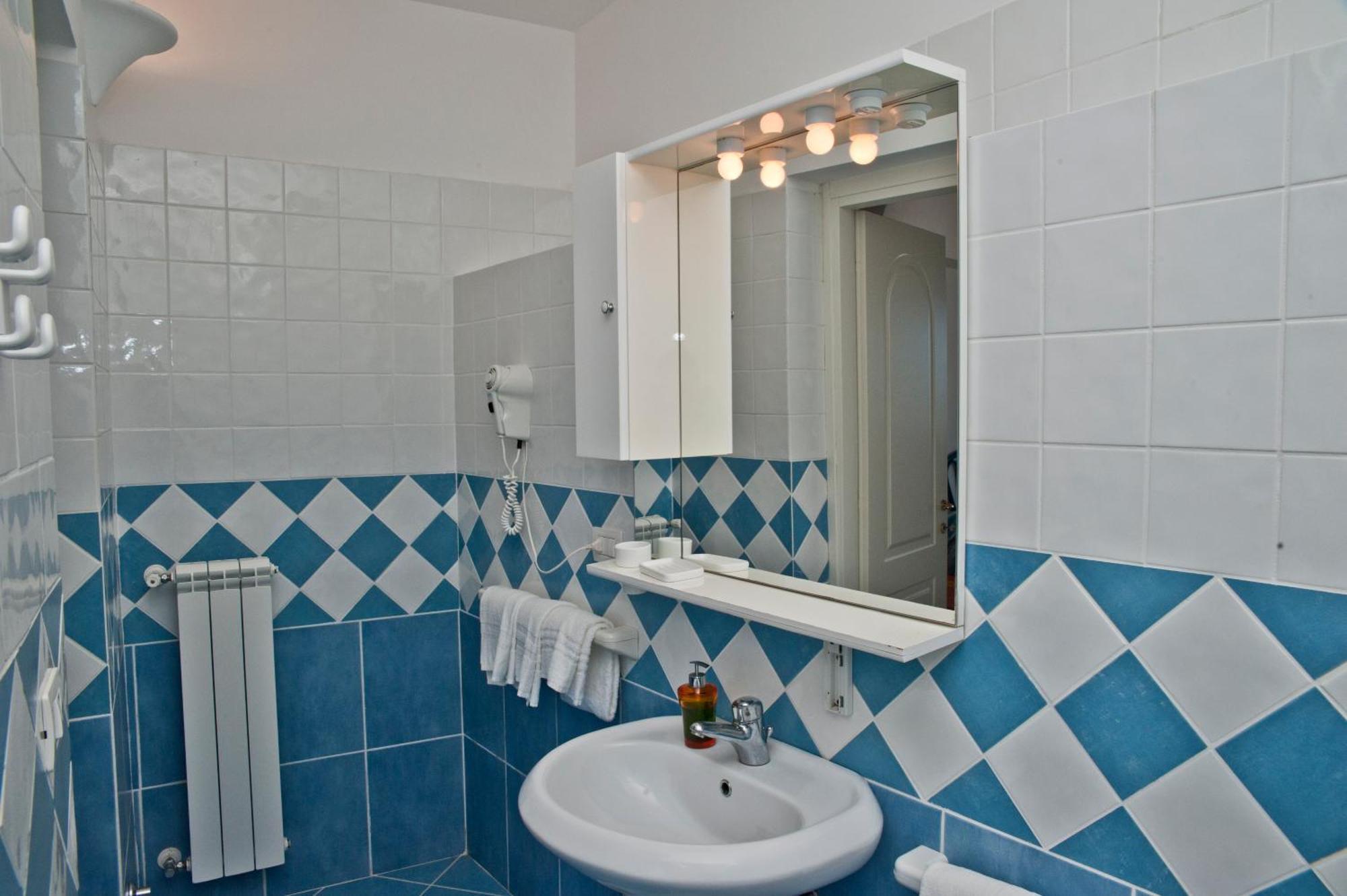 Hotel Villaggio Dei Pescatori Ponza Bagian luar foto