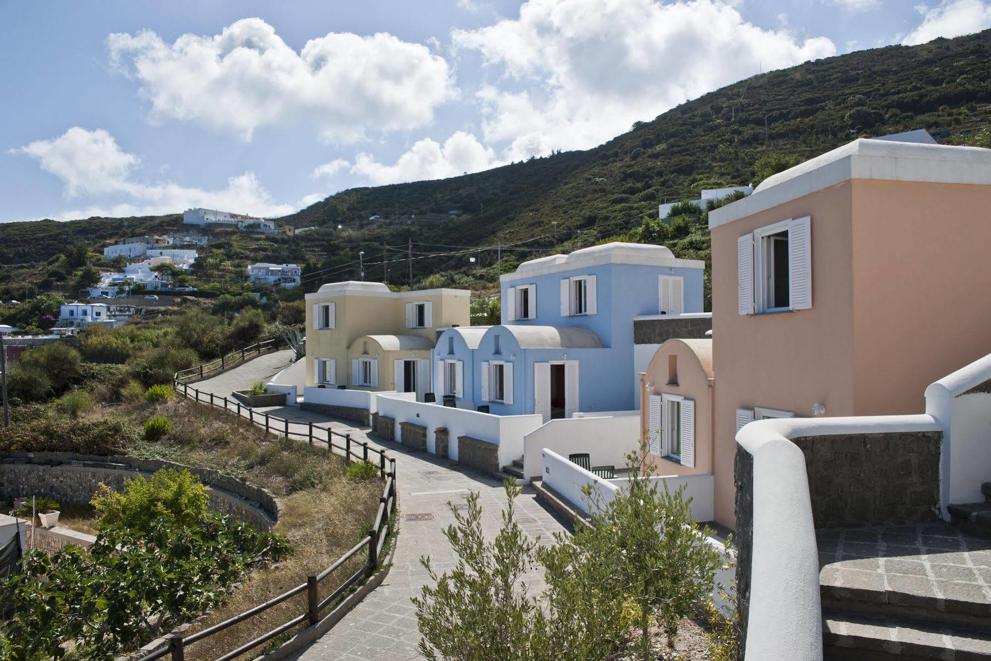 Hotel Villaggio Dei Pescatori Ponza Bagian luar foto